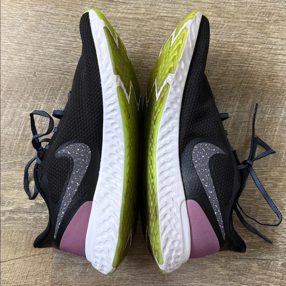 NIKE Revolution 5 SE Running Athletic Shoes Sneakers Size 8.5